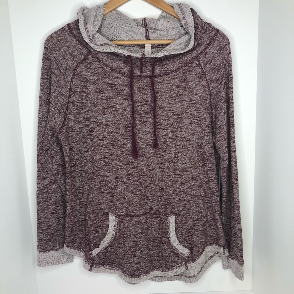 5/$25 🔴 Jessica Simpson | hoodie